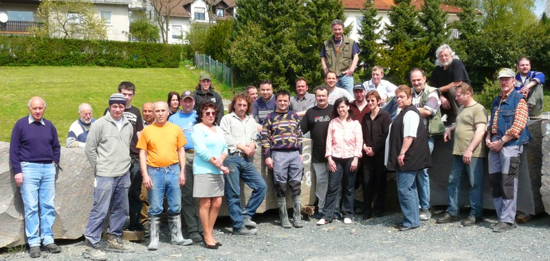 Die Belegschaft zum 70-j�hrigen Firmenjubil�um im Jahr 2008